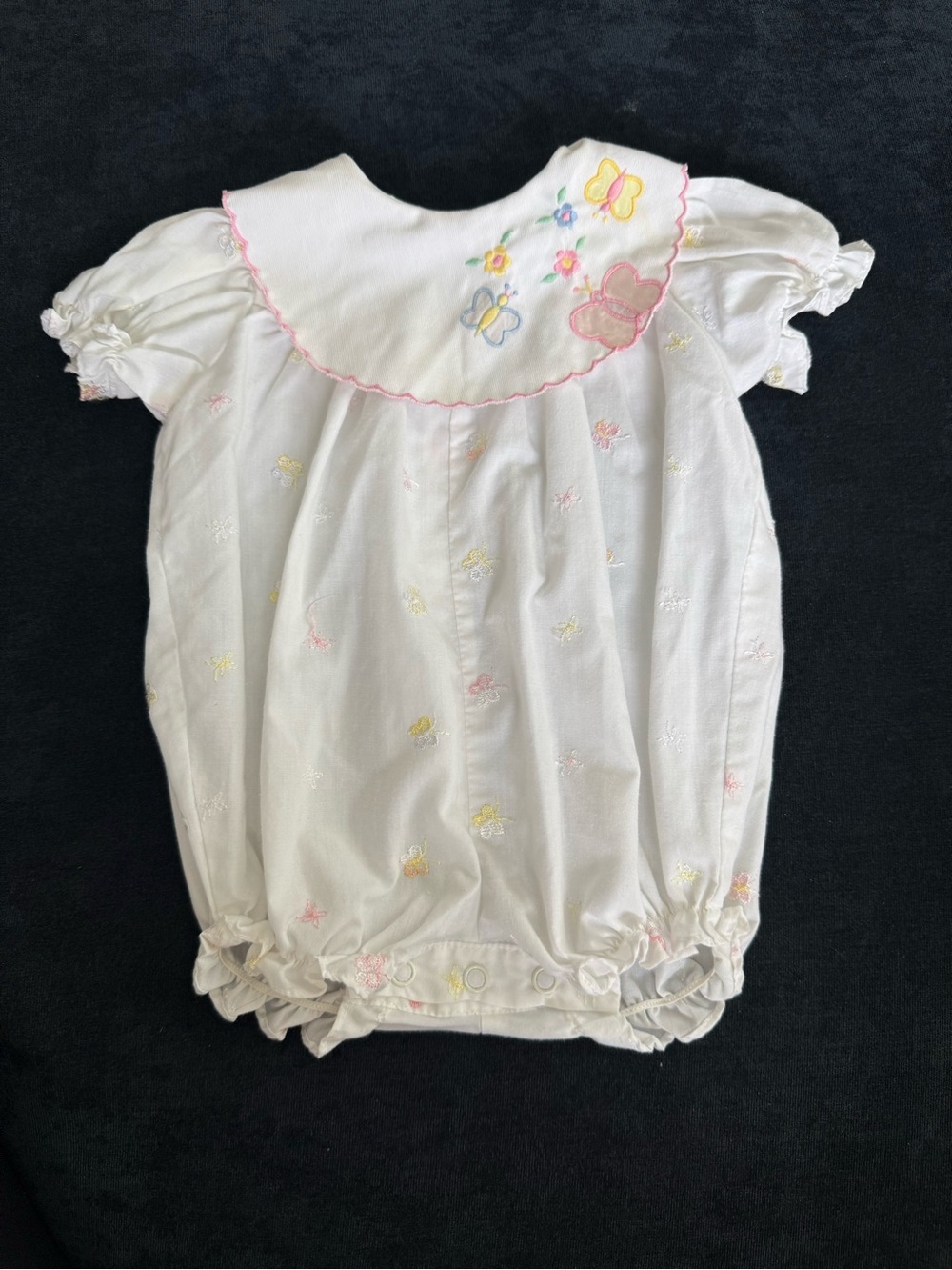 Vintage White Butterfly Embroidered Bubble Suit 3-6mo